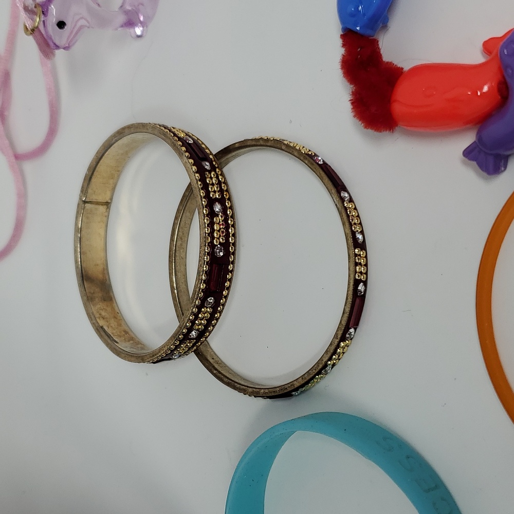 Kids Jewelry Mixed Lot Over 30 Pcs Mini Mouse M&M Bolo - Picture 7 of 17